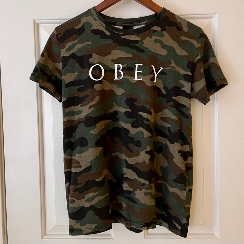 OBEY Logo Camo Tshirt